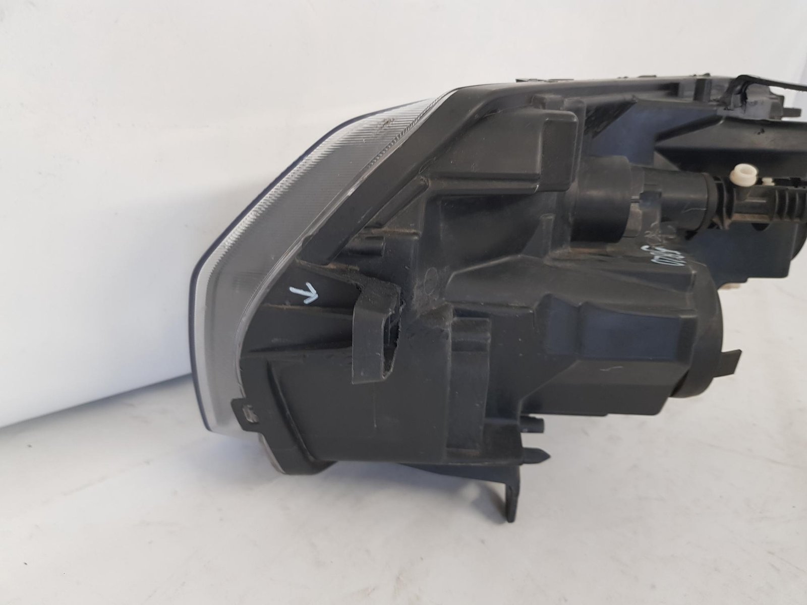 Far dreapta Dacia Logan 2 Sandero 2 facelift 260105925R 2017 2018 2019 2020 - imagine 10