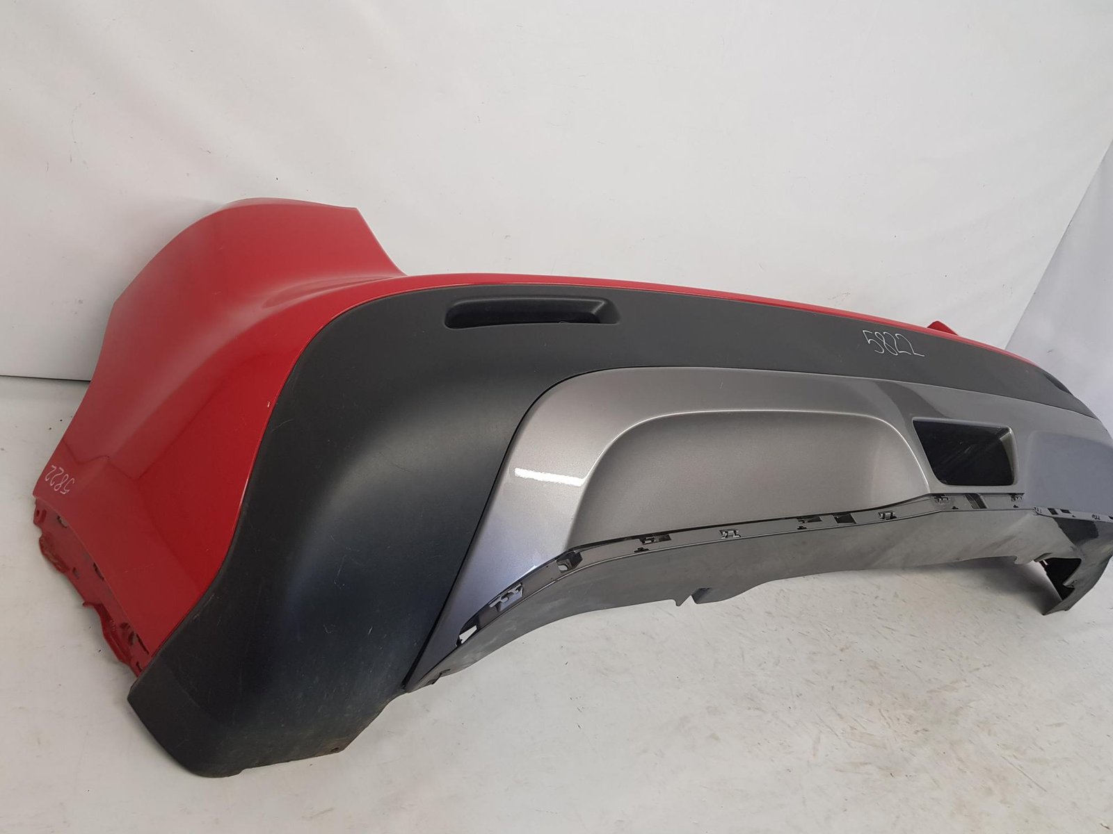 Bara spate Suzuki Vitara facelift 71811-54P 2019 2020 2021 2022 2023 2024 2025 - imagine 11