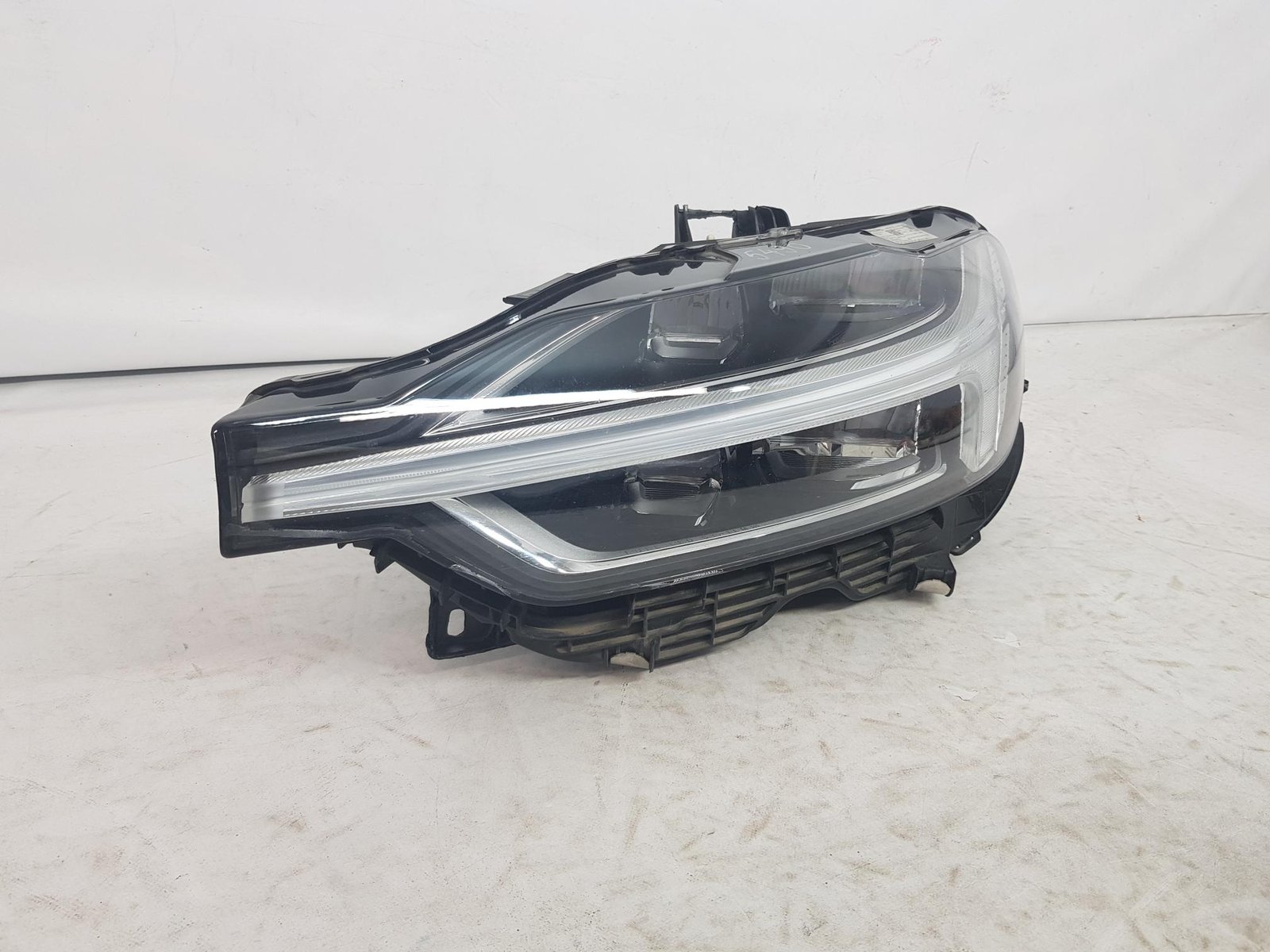 Far stanga Full Led Volvo XC60 31420417 2017 2018 2019 2020 2021 - imagine 3
