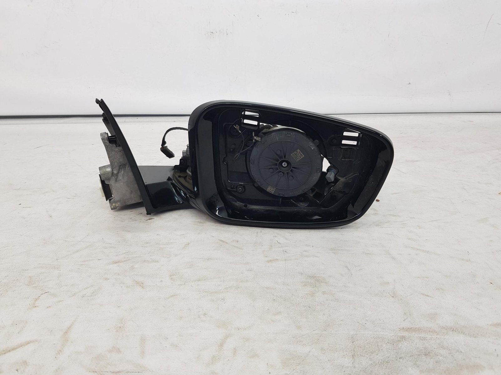 Corp oglinda dreapta BMW Seria 5 G30 G31 7443932 2017 2018 2019 2020 2021 2022 2023 2024