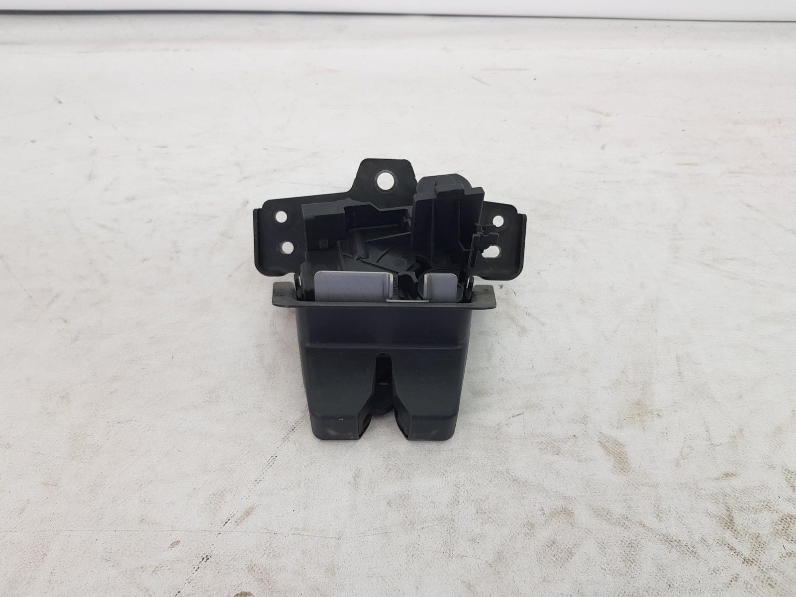 Broasca inchidere haion Volvo XC40 XC60 31484235 2017 2018 2019 2020 2021 2022 2023 - imagine 3