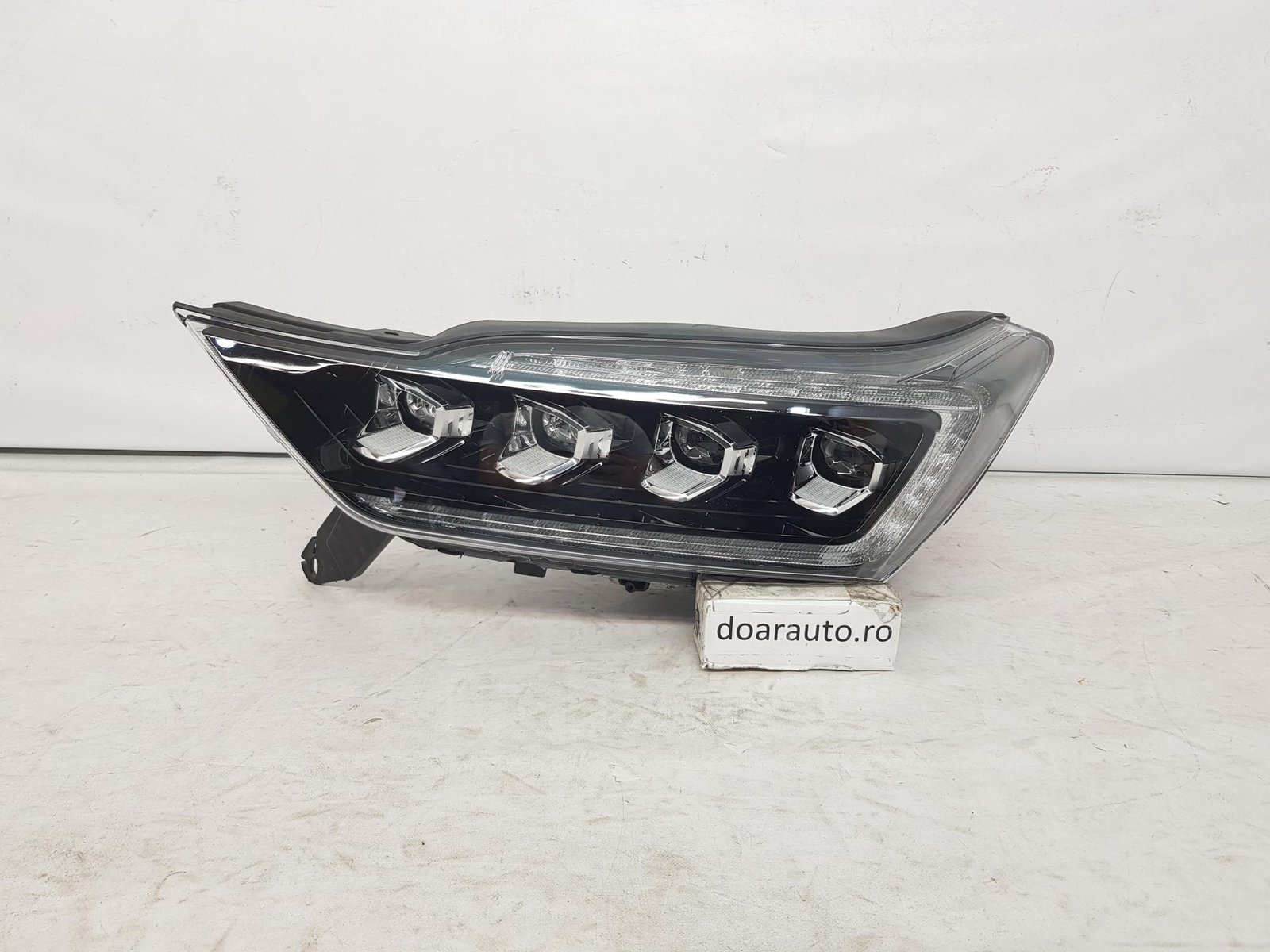 Far stanga full led Ssangyong Rexton Y461 8310536010 2021 2022 2023 2024 2025 2026