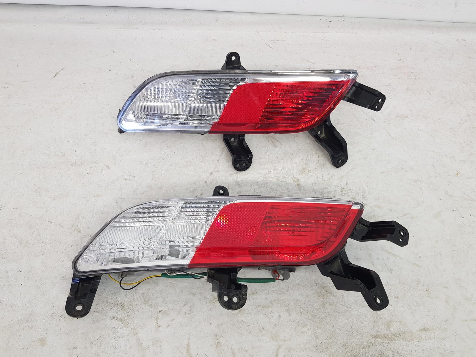 Stop stanga bara spate Ssangyong Korando C300 83901-37101 2019 2020 2021 2022 2023