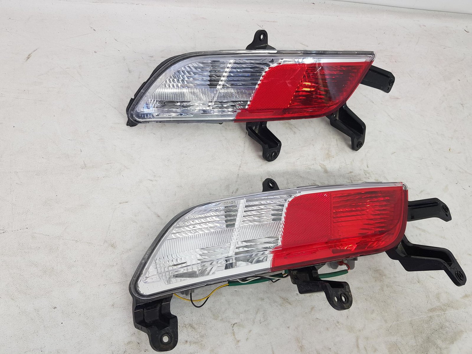 Stop stanga bara spate Ssangyong Korando C300 83901-37101 2019 2020 2021 2022 2023 - imagine 3
