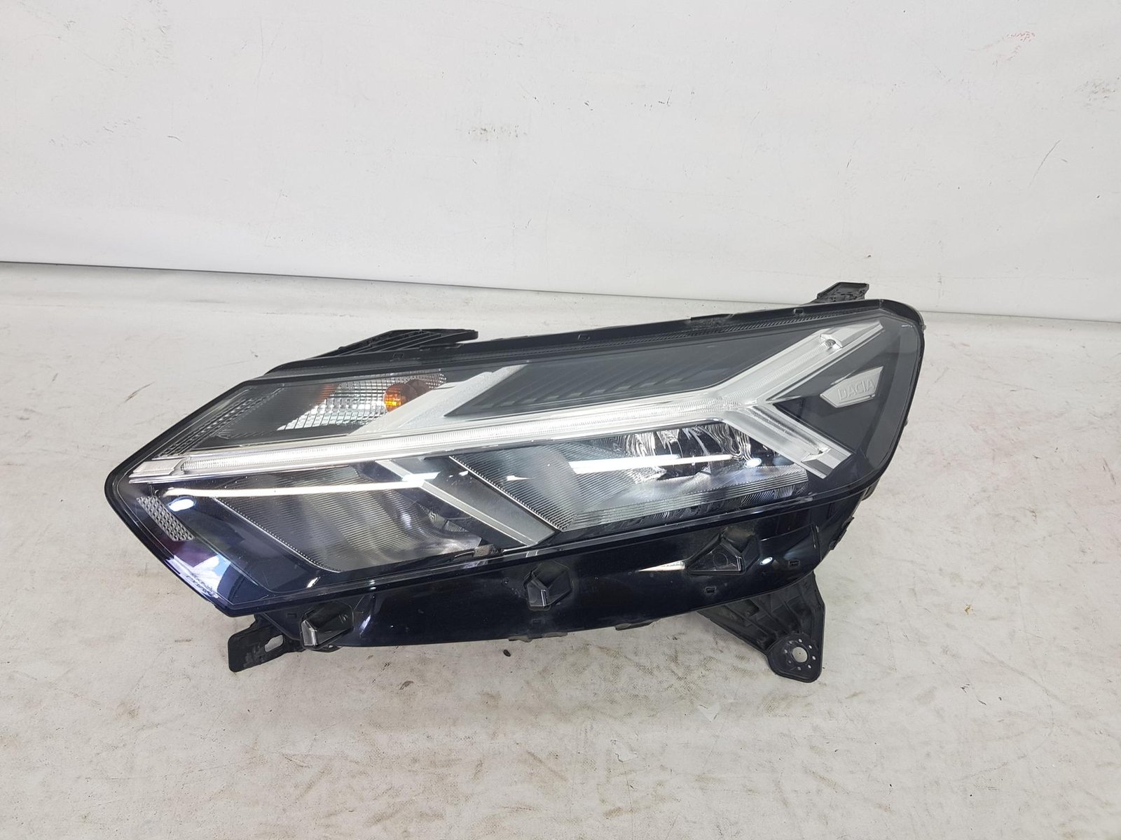 Far stanga full led Dacia Logan 3 Sandero Jogger 260605914R 2020 2021 2022 2023