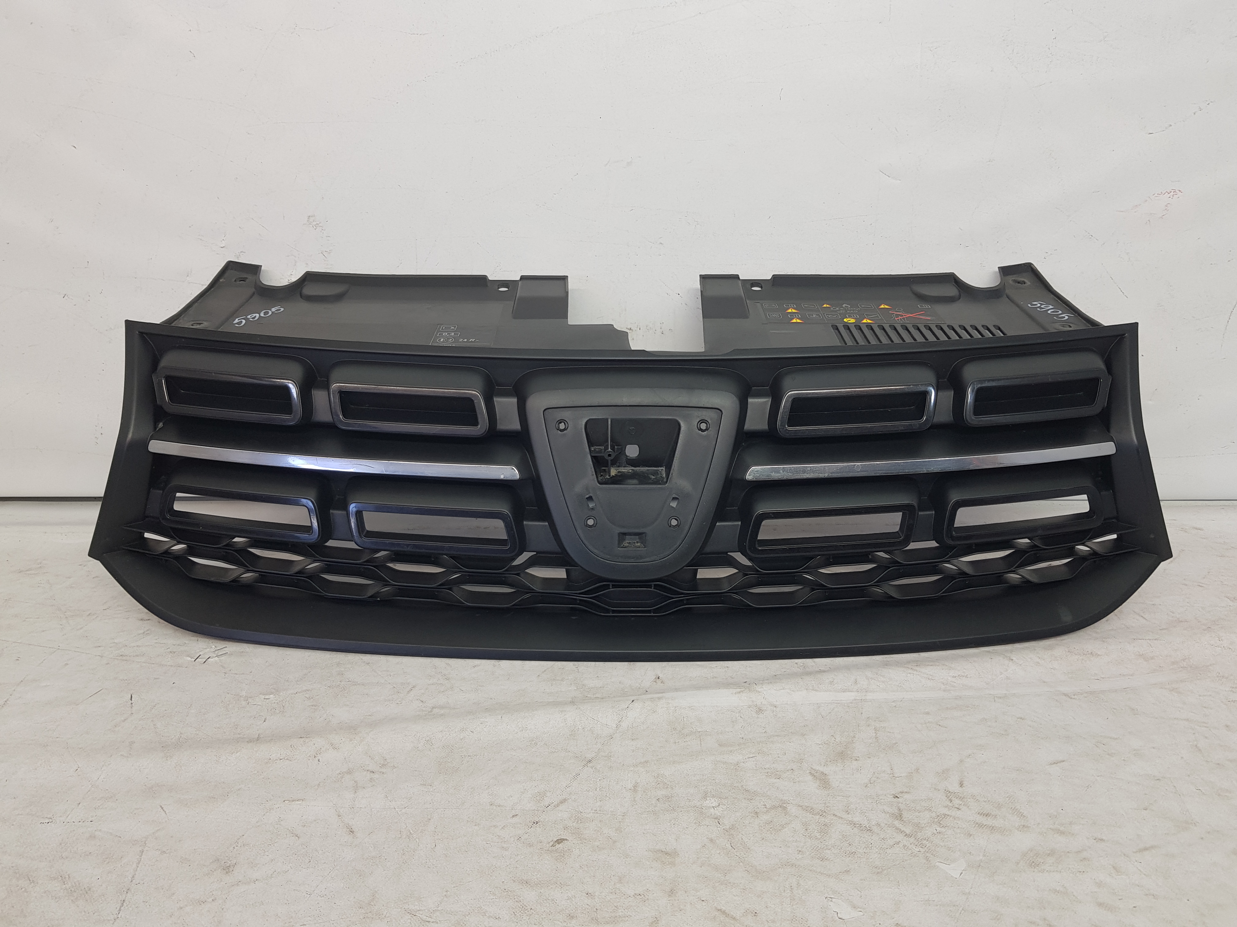 Grila radiator Dacia Logan 2 Sandero 2 623108484R 2017 2018 2019 2020
