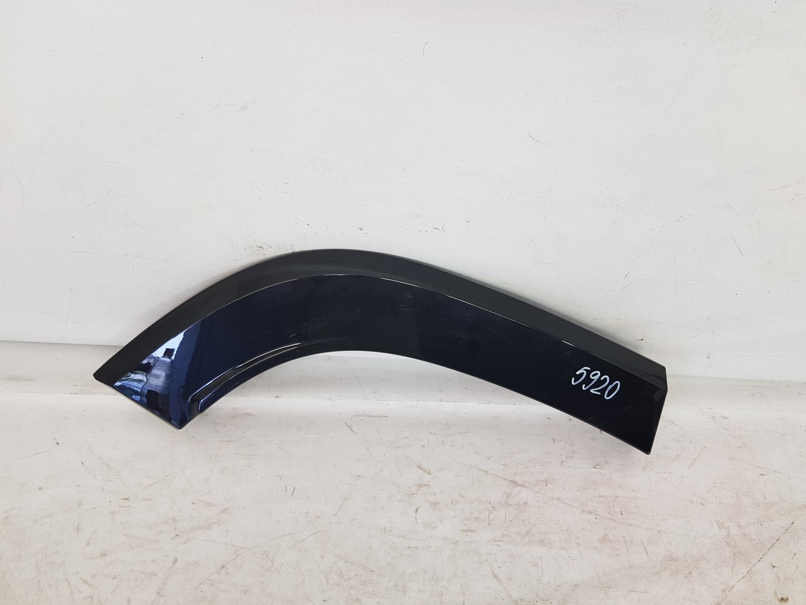 Bandou ornament aripa dreapta spate Ssangyong KGM Korando 79540-41500 2024 2025 2026 - imagine 5