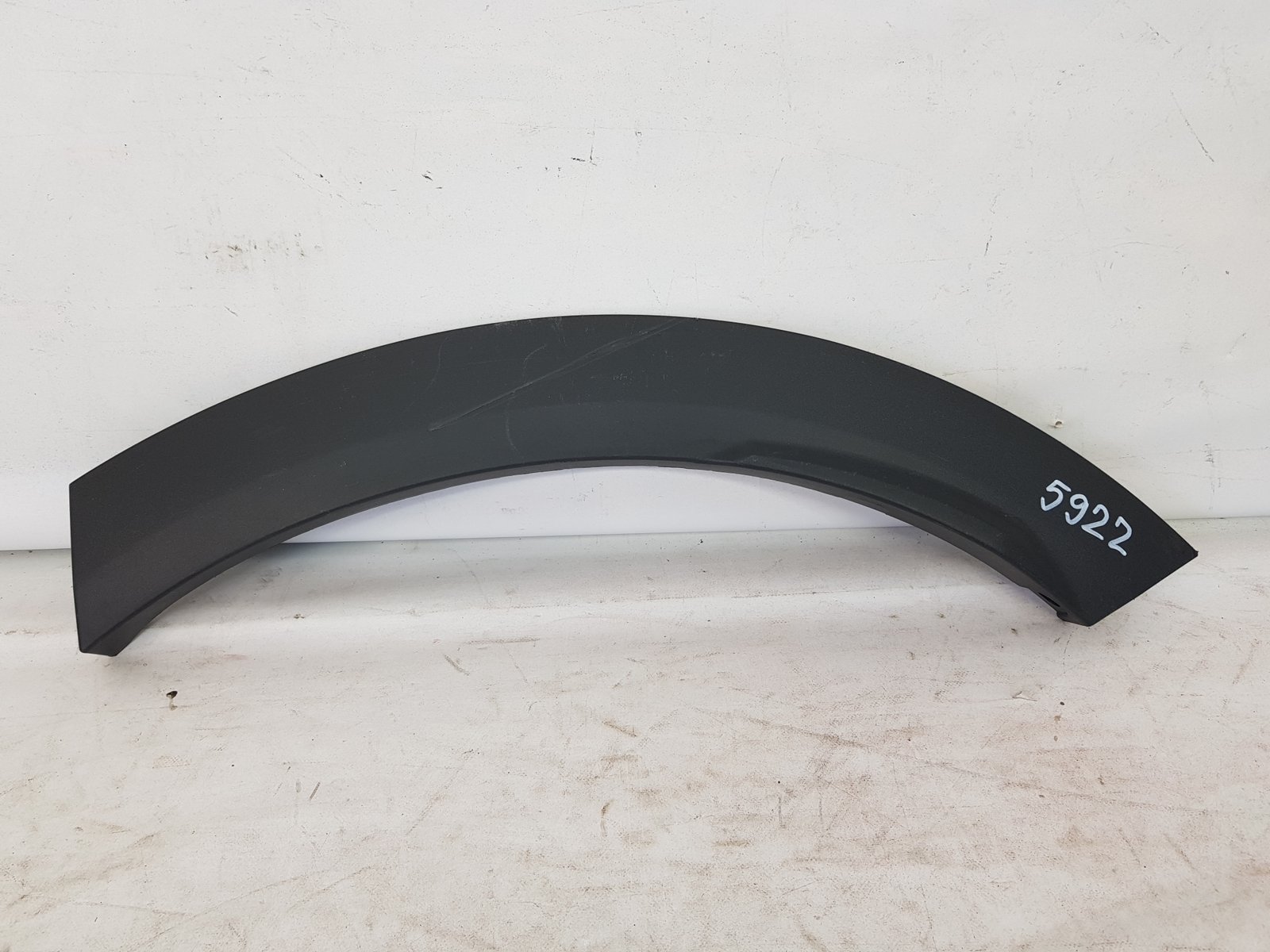 Bandou ornament aripa stanga spate Ssangyong Korando KGM C300 79530-37000 2019 2020 2021 2022 2023 2024 2025 2026