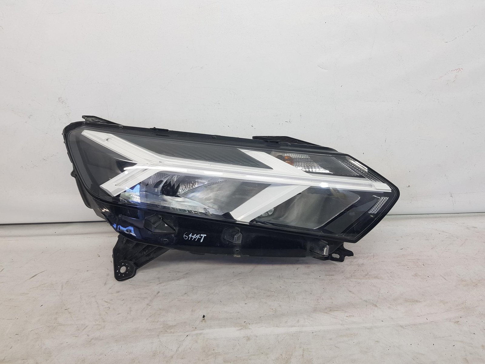 Far dreapta full led Dacia Logan 3 Sandero 3 Jogger 260107920R 2023 2024 2025 2026