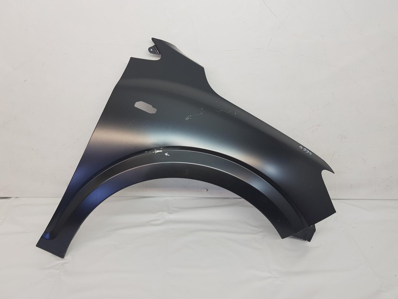 Aripa dreapta fata Dacia Logan 3 260421916R 2021 2022 2023 2024 2025 2026