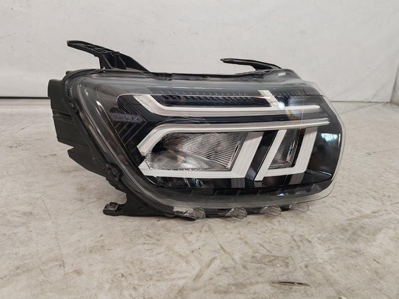 Far dreapta full led Dacia Duster 2 facelift 260106194R 2021 2022 2023 2024 - imagine 3