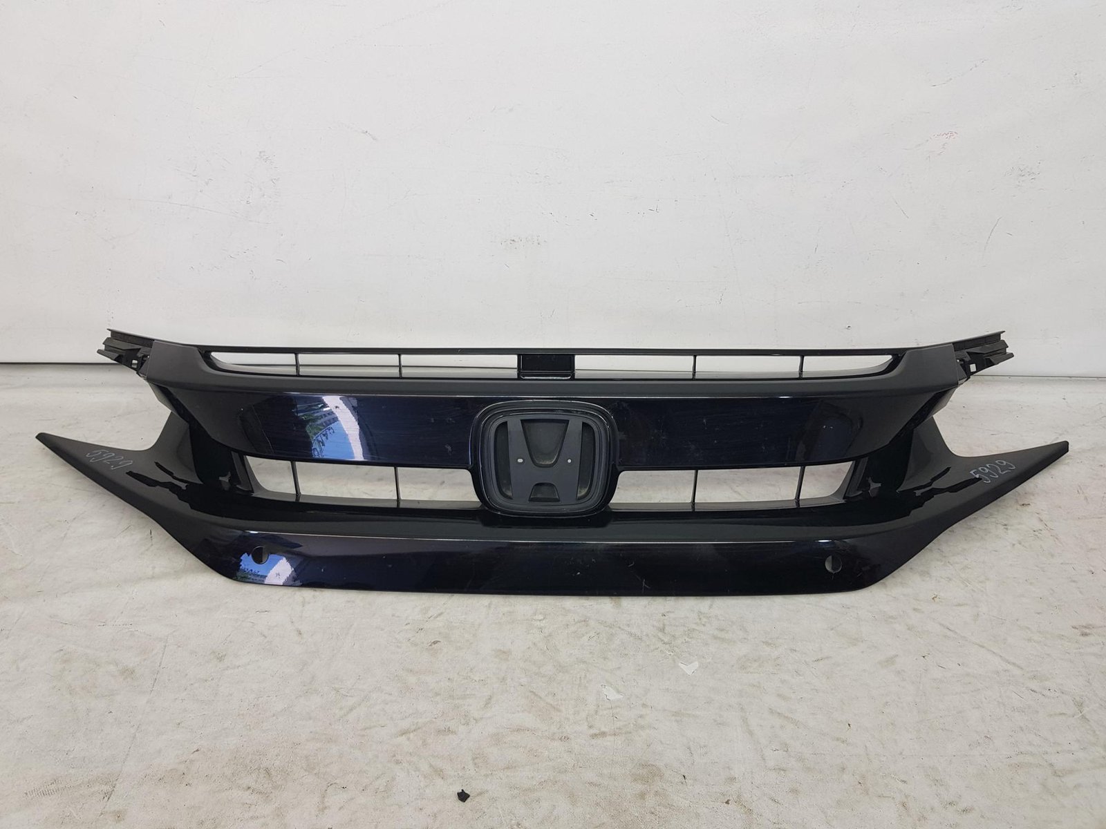 Grila radiator Honda Civic Hatchback 71120-TGG-A5XX-M1 2016 2017 2018 2019