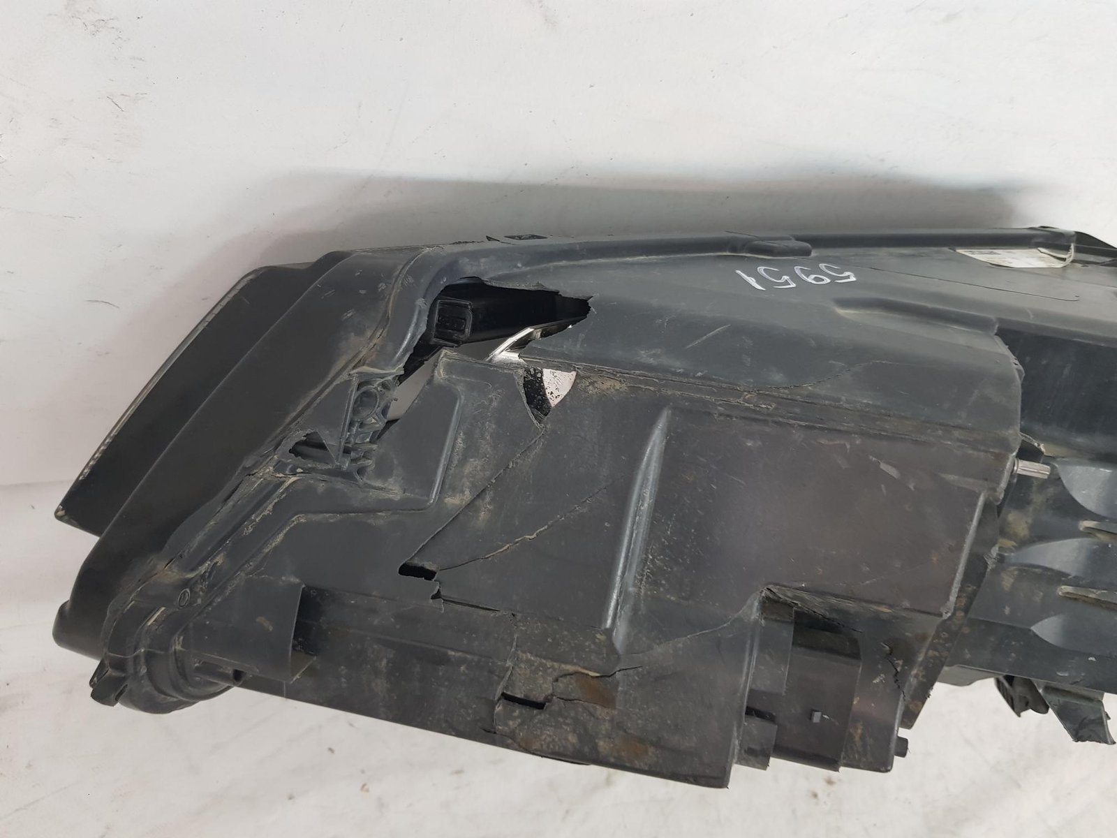 Far dreapta full led Skoda Karoq 57B941016B 2017 2018 2019 2020 2021 - imagine 10