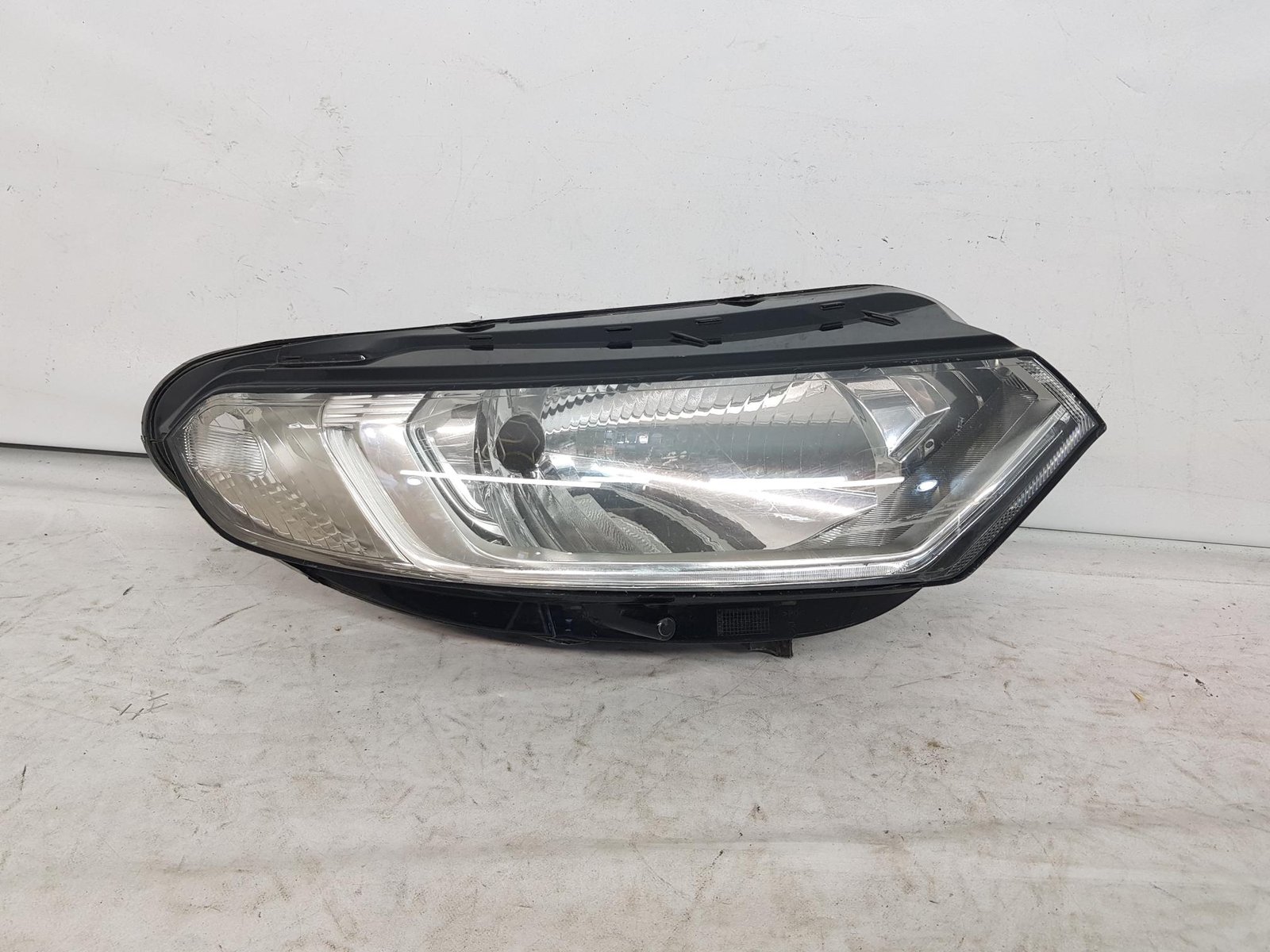 Far dreapta halogen Ford Ecosport CN1513W029BG 2012 2013 2014 2015 2016 2017