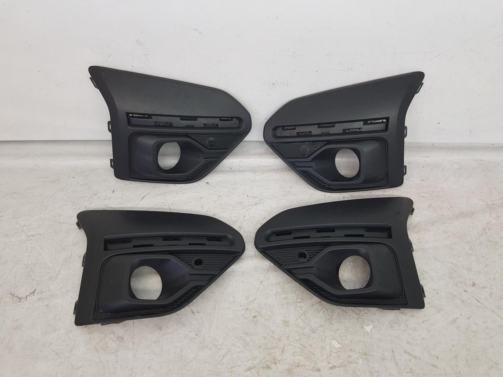 Grila proiector stg dr set Dacia Sandero 3 Stepway Jogger M021847 2021 2022 2023 2024 2025