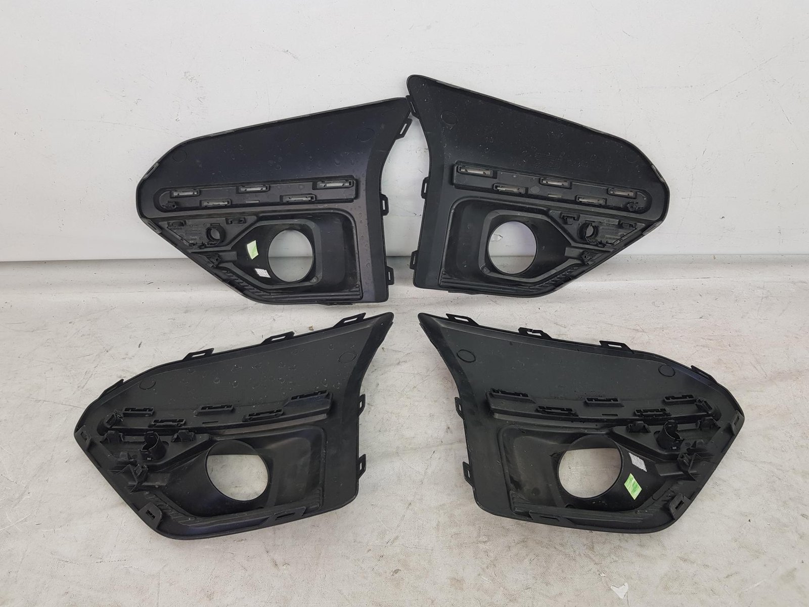 Grila proiector stg dr set Dacia Sandero 3 Stepway Jogger M021847 2021 2022 2023 2024 2025 - imagine 7