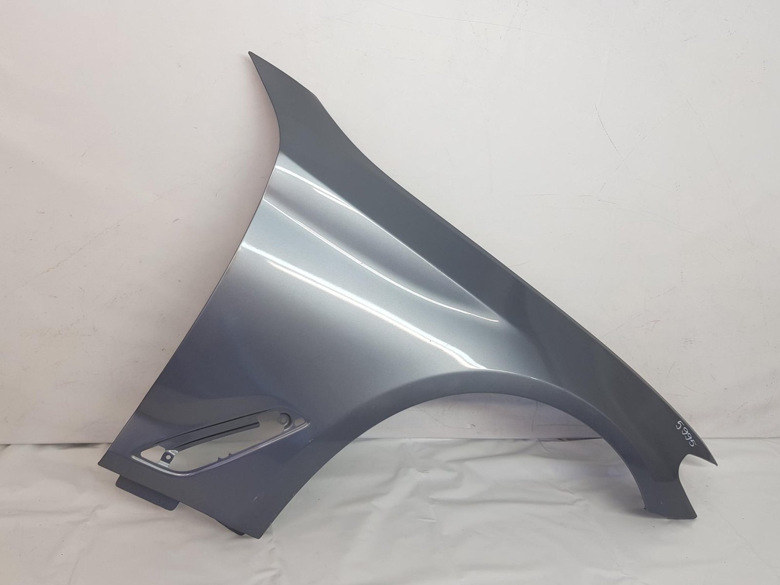 Aripa dreapta fata BMW Seria 5 G30 G31 2017 2017 2018 2019 2020 2021 2022 2023 - imagine 4