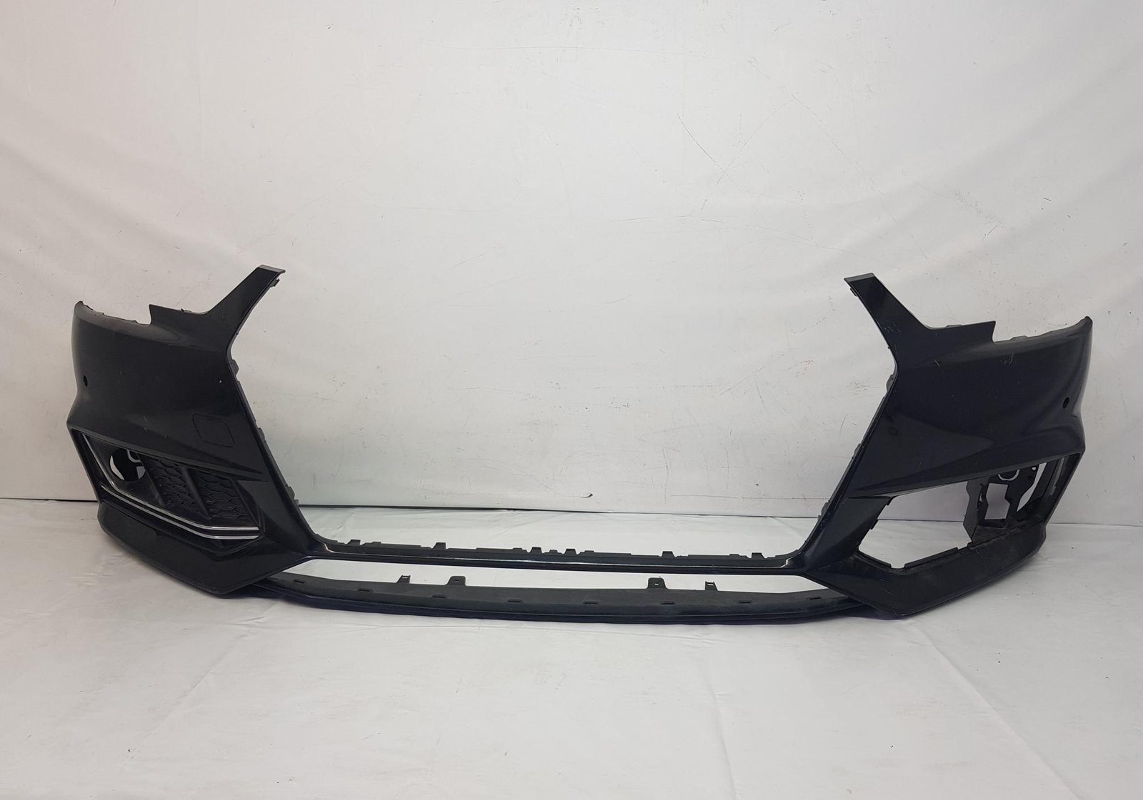 Bara fata Audi A4 B9 S Line 8W0807437F-L 2017 2018 2019 2020