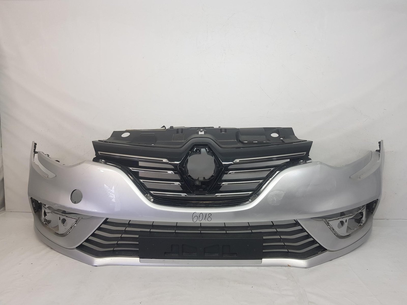 Bara fata Renault Megane 4 620223357R 2016 2017 2018 2019