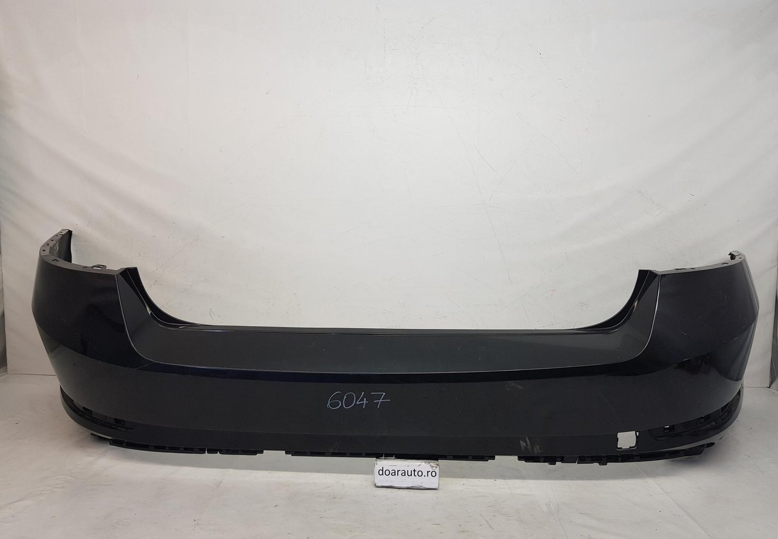 Bara spate Skoda Superb 3 Berlina 3V5807421 2016 2017 2018 2019