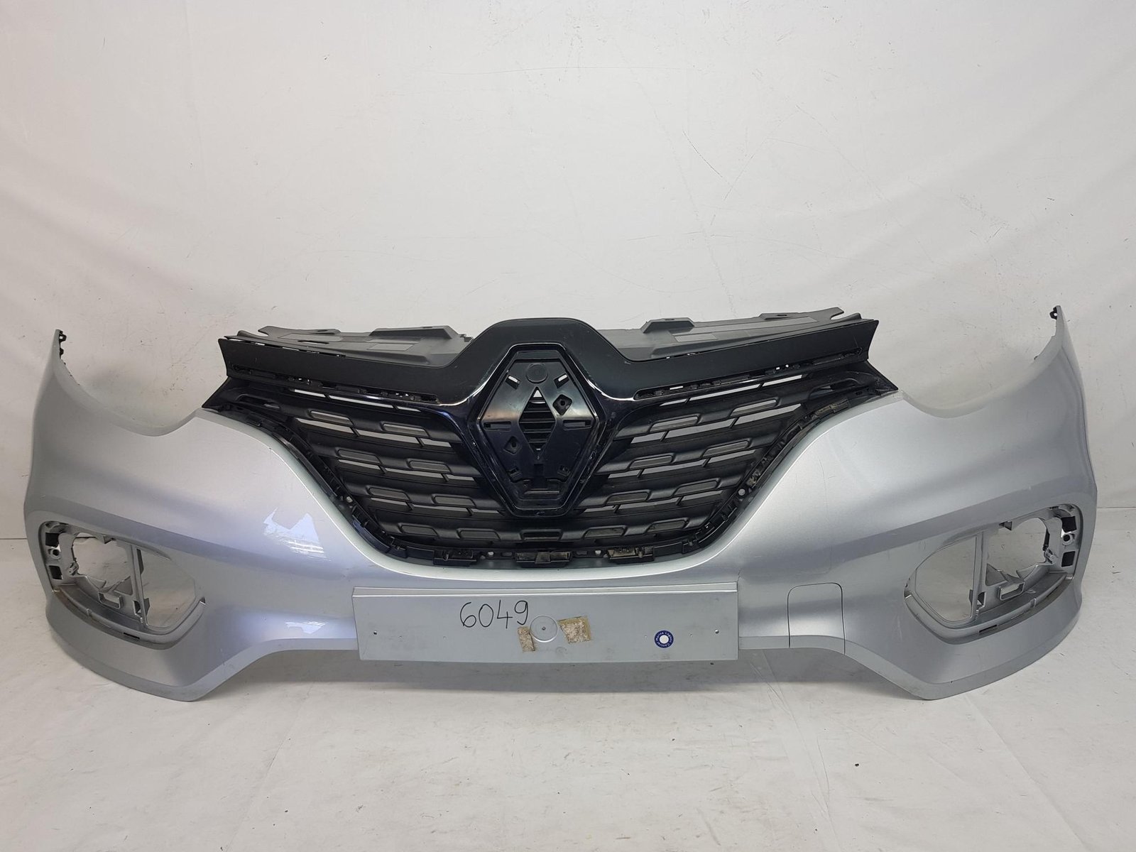 Bara fata Renault Kadjar facelift 620221936R 2019 2020 2021 2022