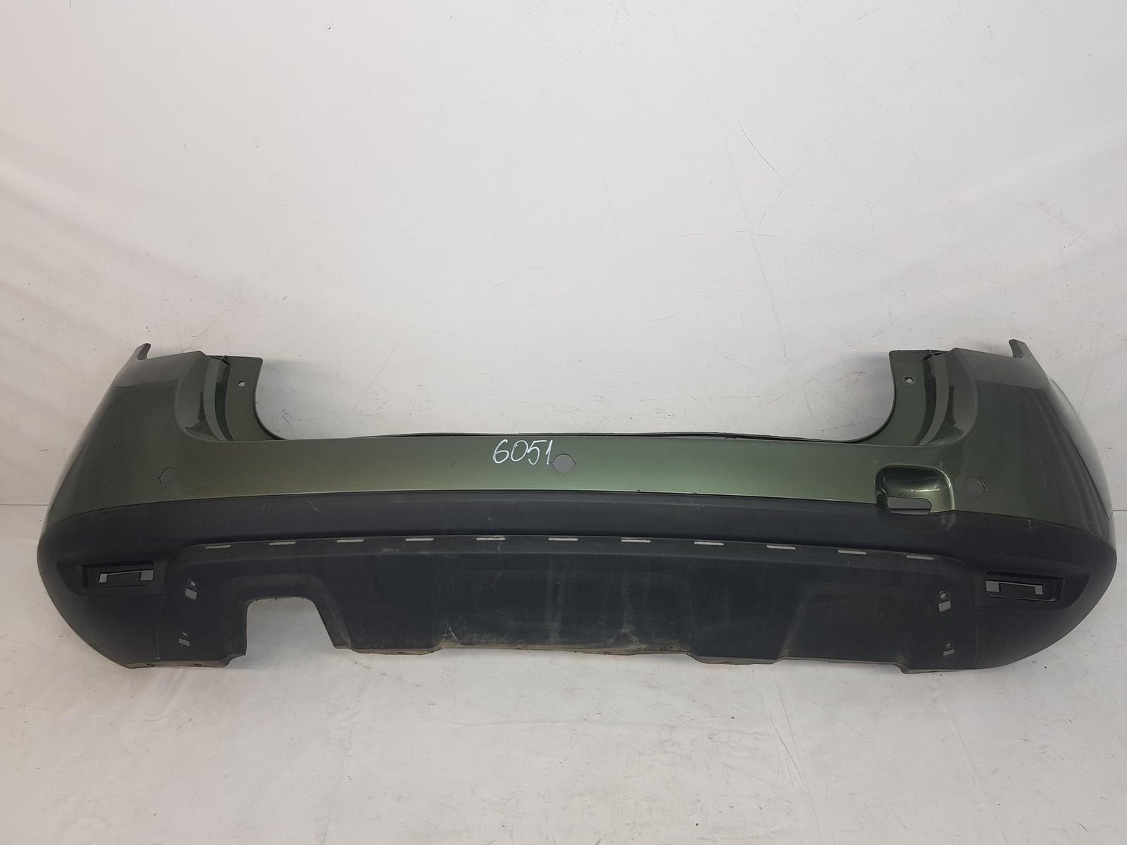 Bara spate Dacia Duster 850220033R 2009 2010 2011 2012 2013 2014 2015 2016