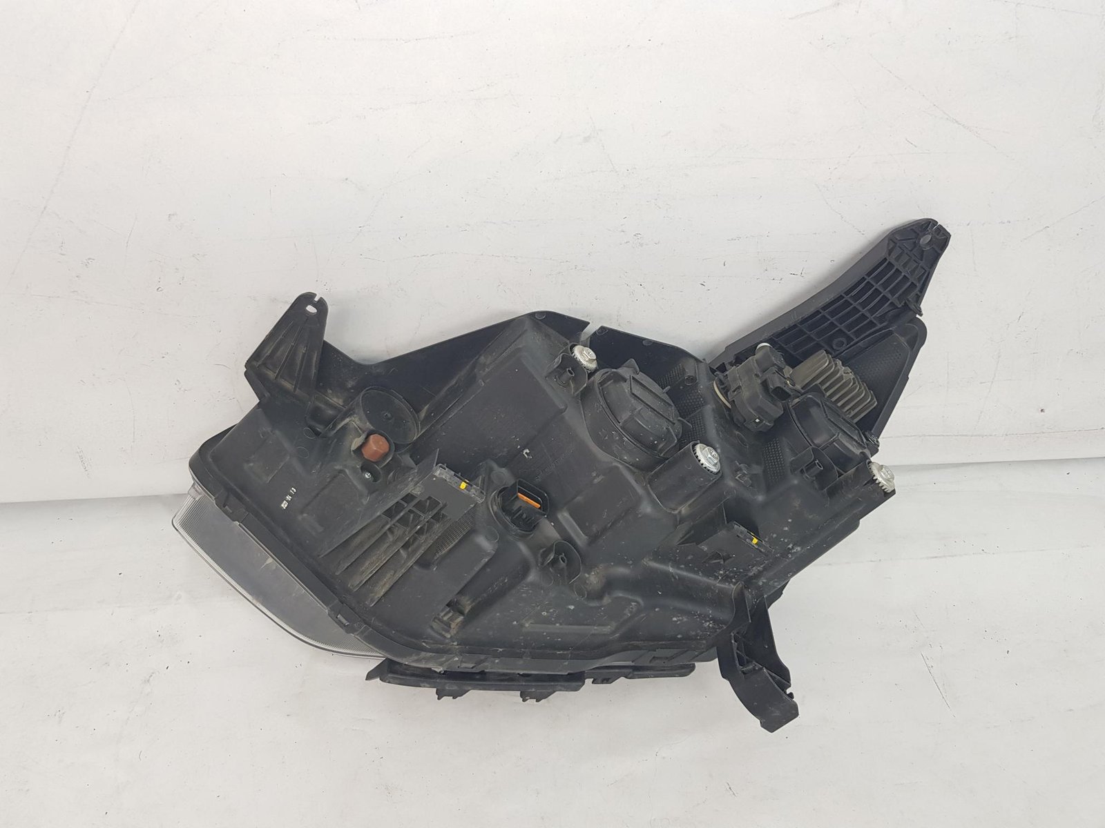 Faruri stanga halogen + led Ssangyong KGM Korando C300 8310237101 2019 2020 2021 2022 2023 2024 - imagine 6