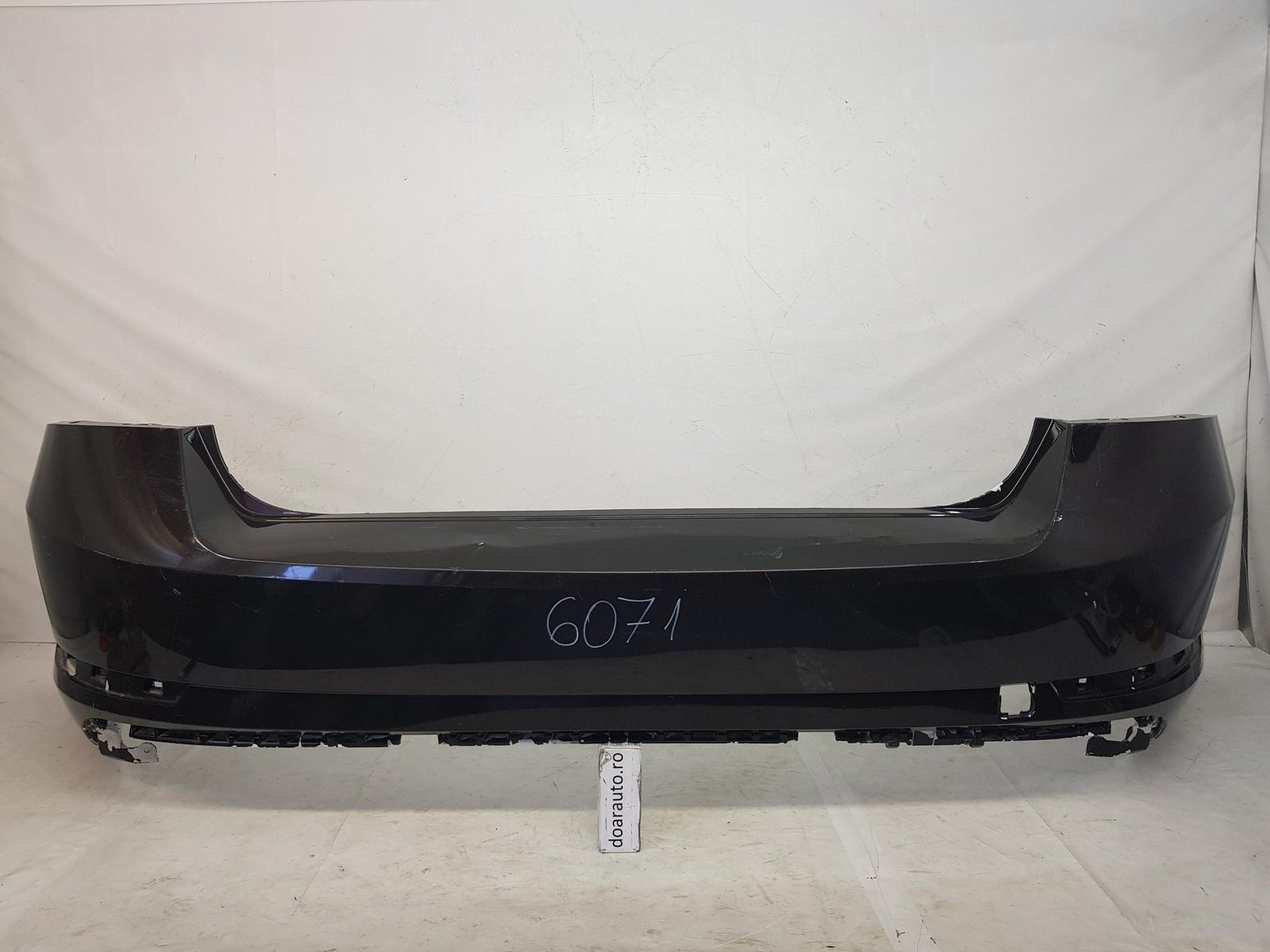 Bara spate Skoda Superb 3 berlina 3V5807421 2016 2017 2018 2019