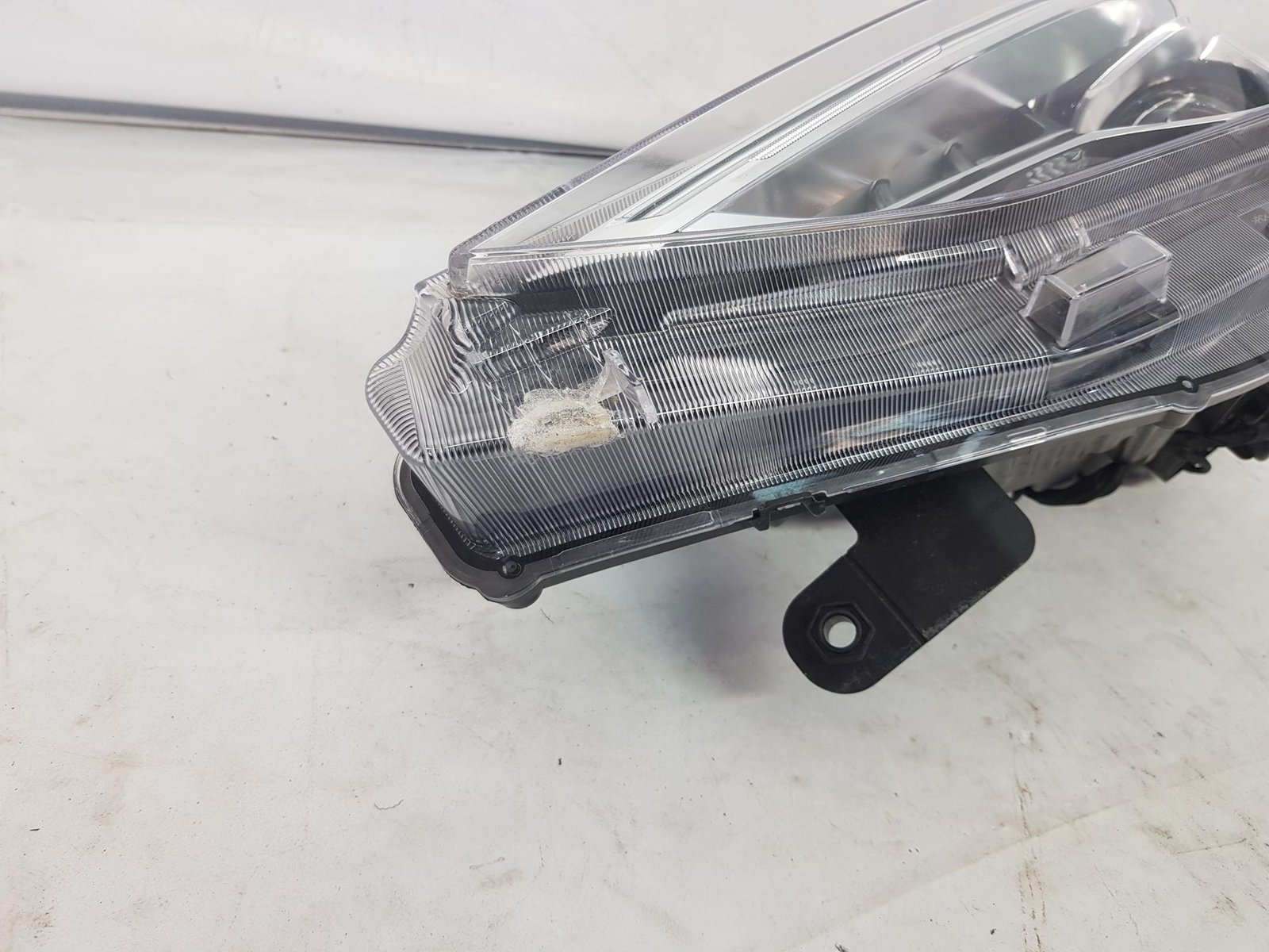Far stanga halogen + led MG ZS 11990303 2024 2025 2026 - imagine 15