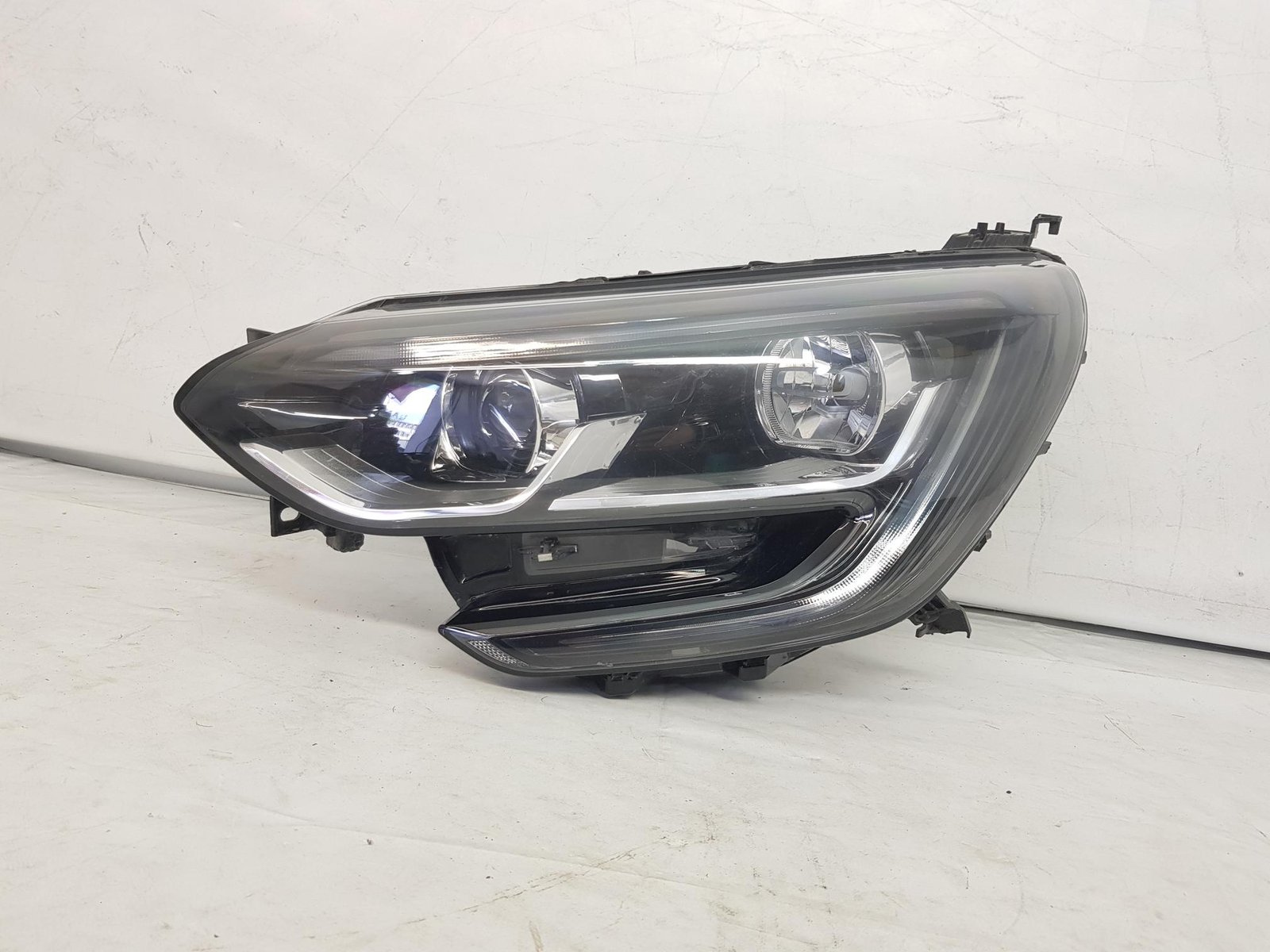 Far stanga halogen + led Renault Megane 4 20-H074 2016 2017 2018 2019 2020