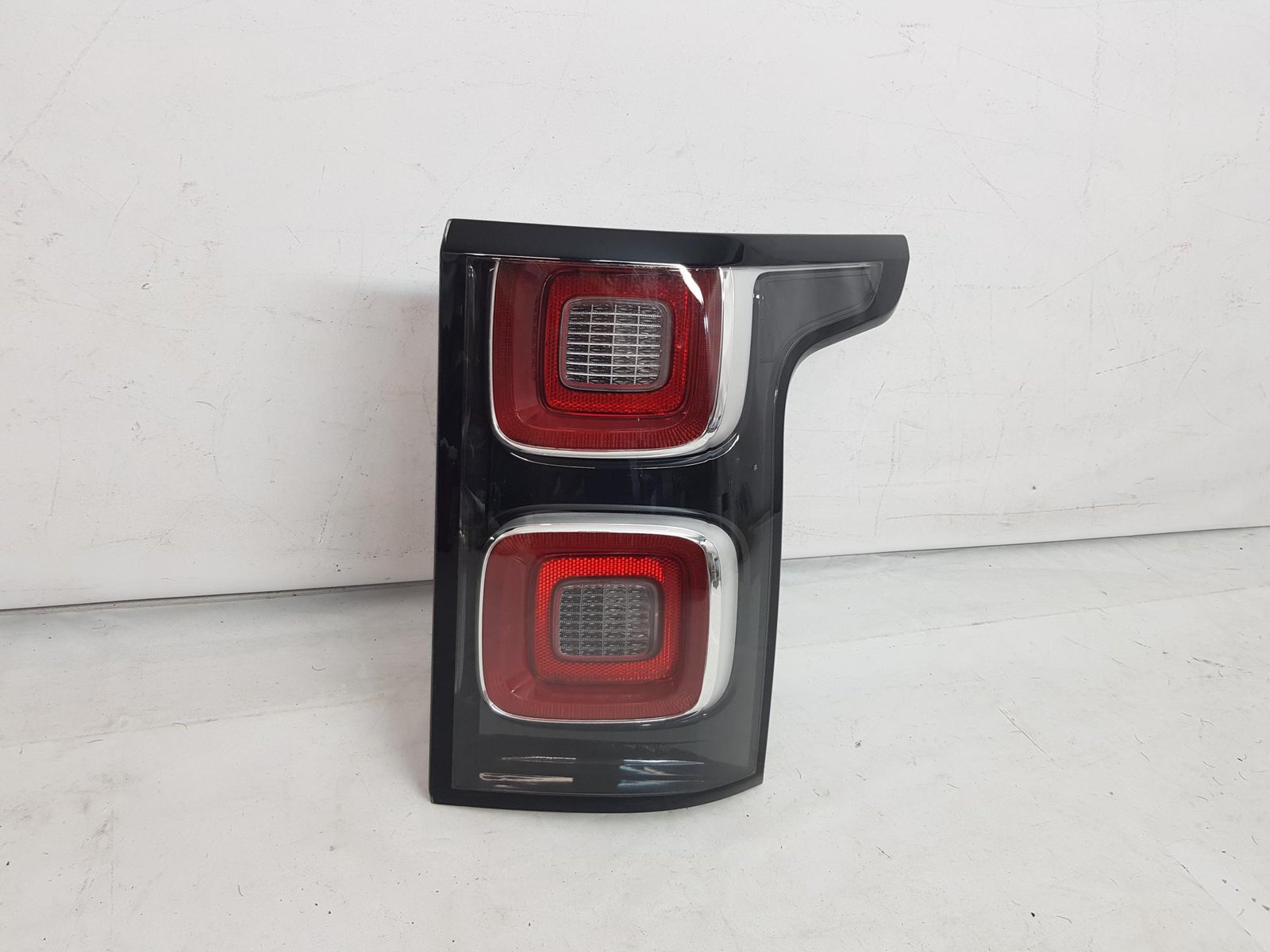 Stop tripla dreapta led Land Rover Range Rover Vogue facelift L405 JK52-13404-AC 2018 2019 2020 2021 2022 - imagine 4