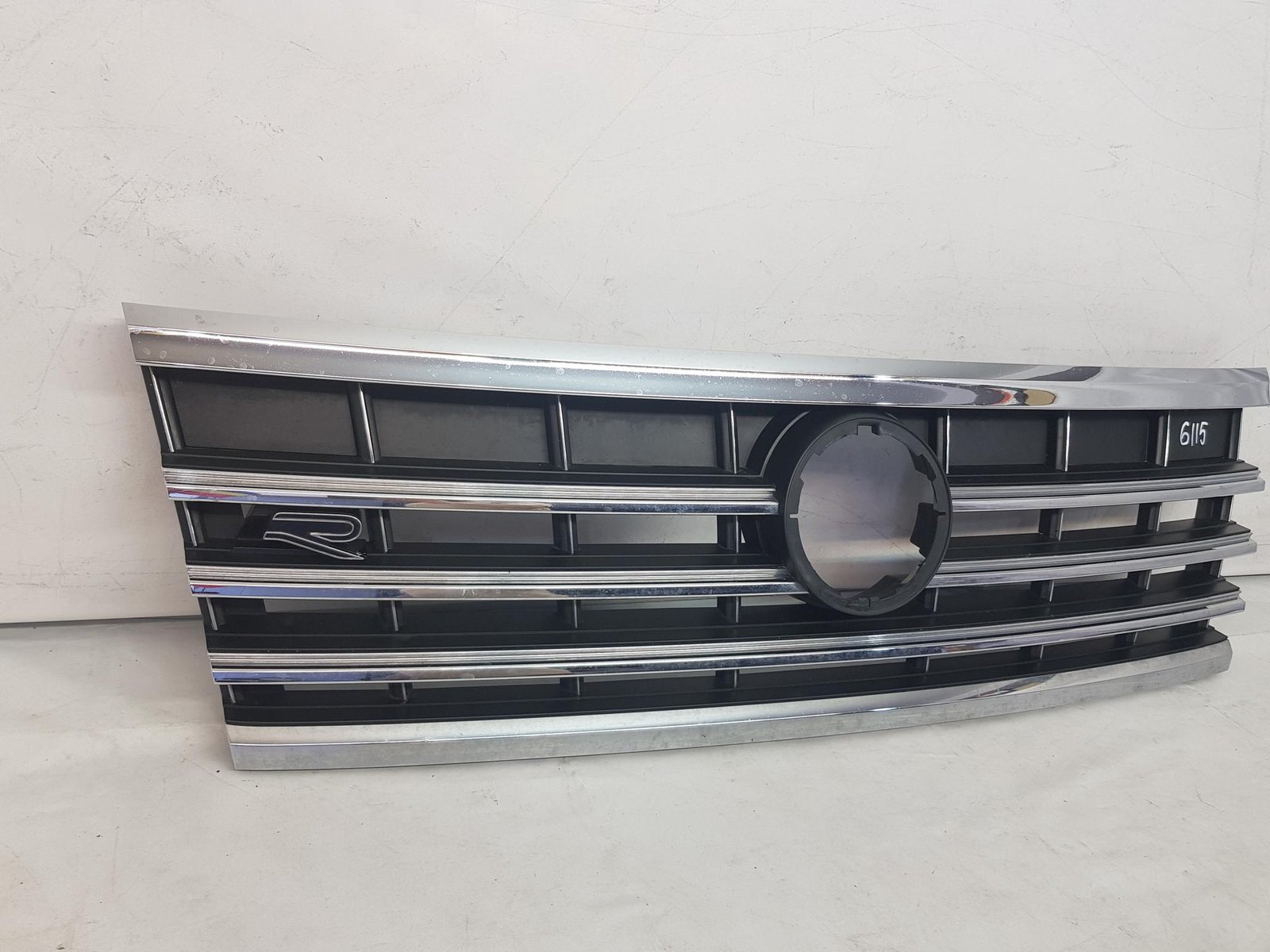 Grila radiator VW Touareg R Line 7608536696 2018 2019 2020 2021 2022 2023 2024 - imagine 2