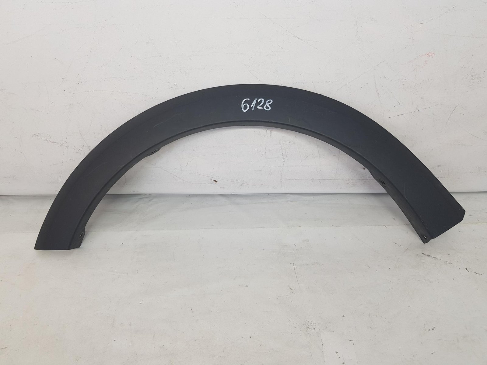 Bandou overfender aripa stanga fata Dacia Sandero 2 Logan 2 Stepway 638751431R 2012 2013 2014 2015 2016 2017 2018 2019 2020