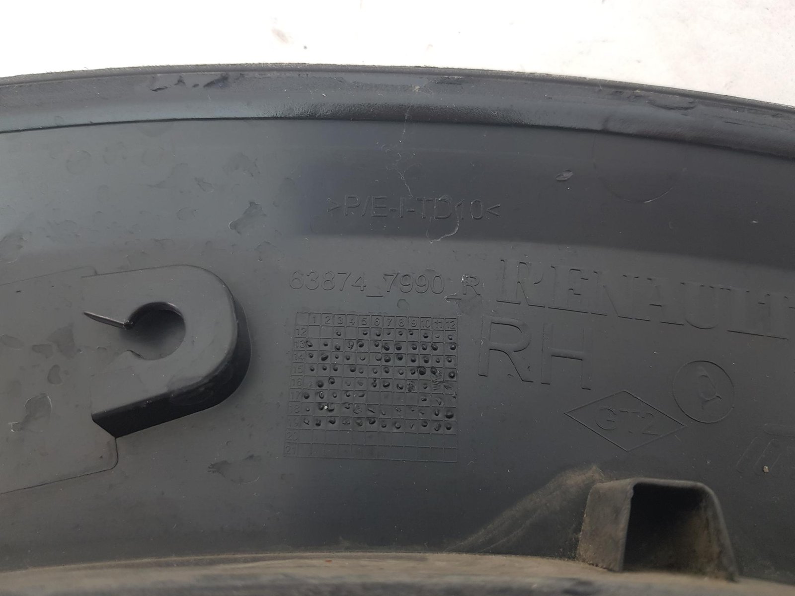 Bandou overfender aripa dreapta fata Dacia Sandero 2 Stepway Logan 2 638747990R 2012 2013 2014 2015 2016 2017 2018 2019 2020 - imagine 9
