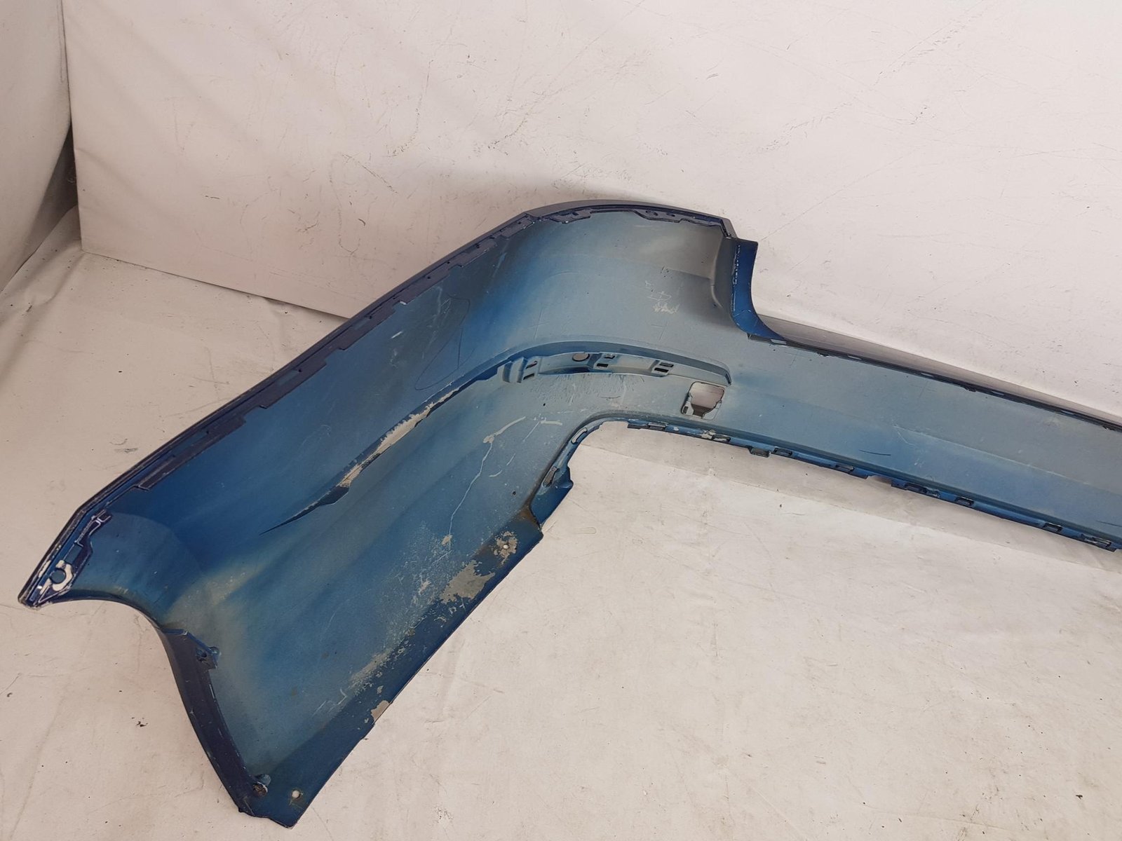 Bara spate Skoda Octavia 3 Combi 5E9807421 2012 2013 2014 2015 2016 - imagine 4
