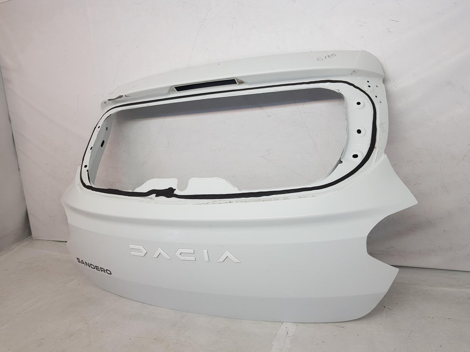 Haion Capota Dacia Sandero 3 facelift 901223148R 2024 2025 2026 - imagine 2