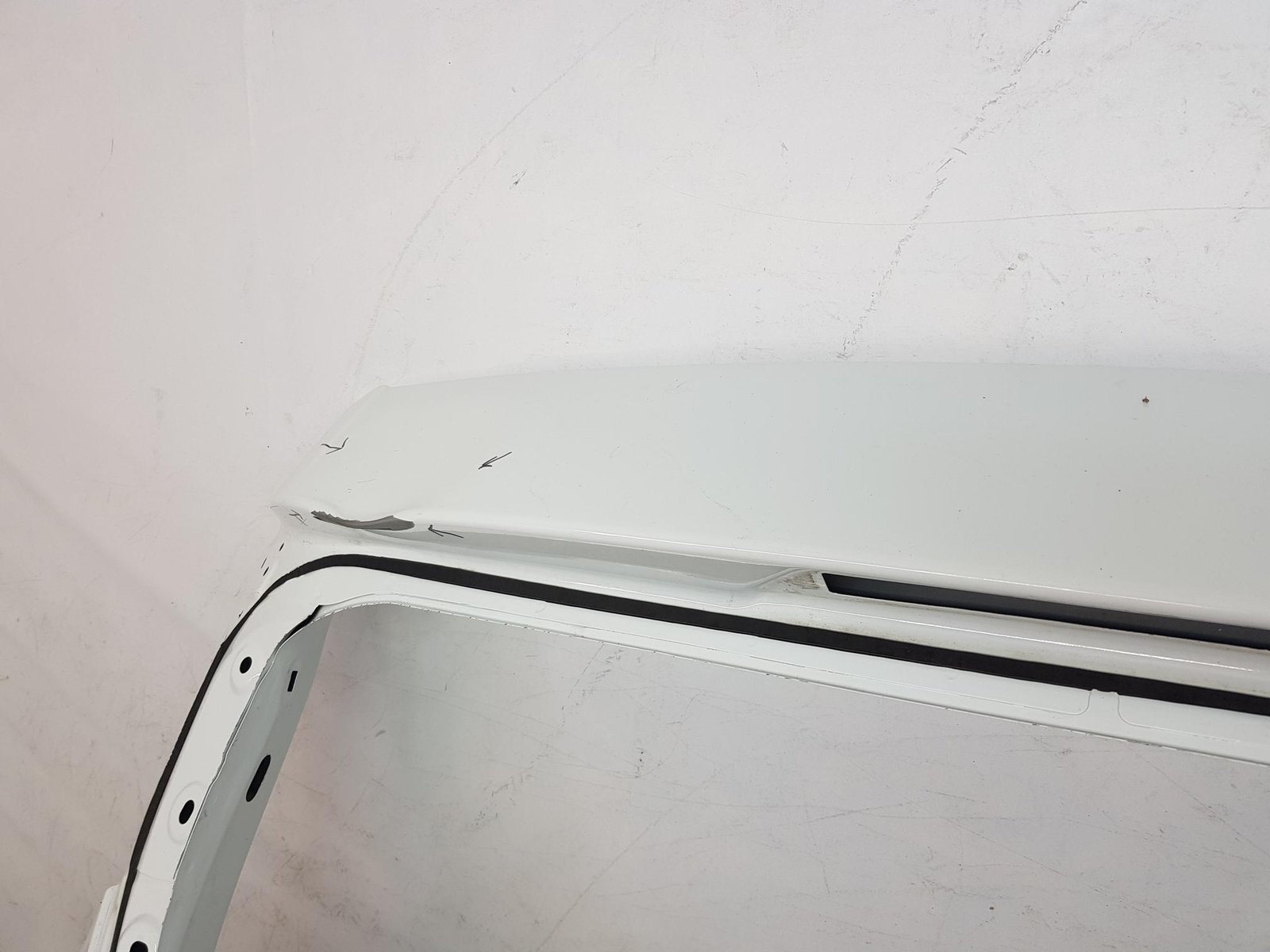 Haion Capota Dacia Sandero 3 facelift 901223148R 2024 2025 2026 - imagine 11