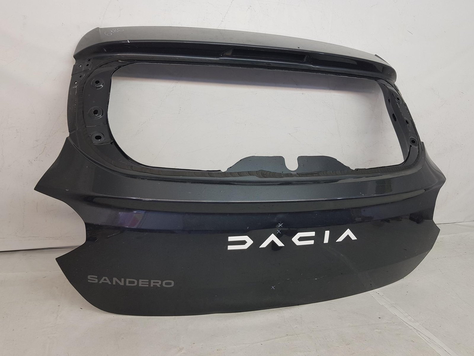 Haion Capota Dacia Sandero 3 facelift 901223148R 2024 2025 2026 - imagine 3