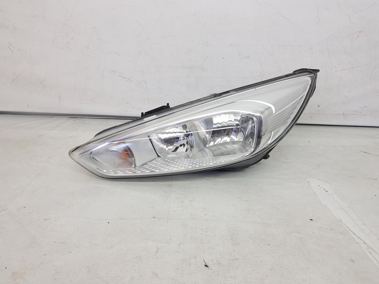 Far stanga halogen Ford Focus 3 facelift F1EB-13W030-AE 2015 2016 2017 2018 2019